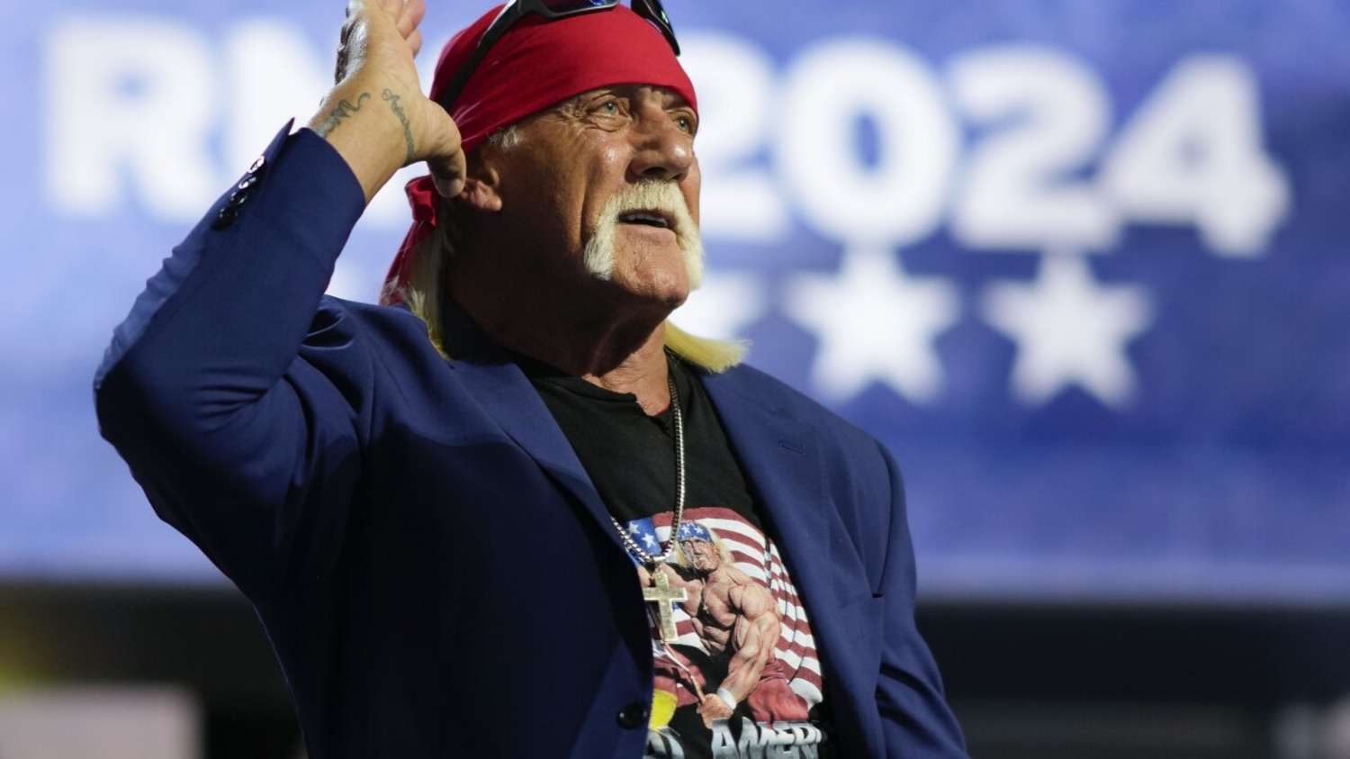 Hulk Hogan hayatını kaybetti